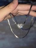 Heart Shaped Magnetic Necklace - arabtijarah