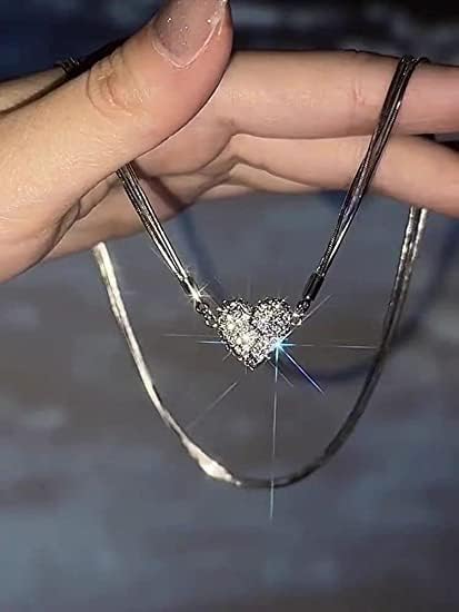 Heart Shaped Magnetic Necklace - arabtijarah