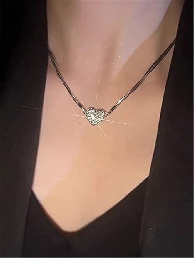 Heart Shaped Magnetic Necklace - arabtijarah